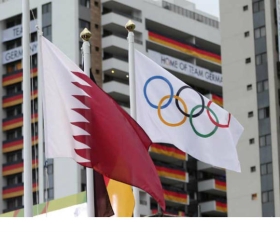 بالصور.. رفع العلم القطري بالقرية الأولمبية في ريو دي جانيرو