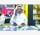 د. أحمد عبدالملك يوقع روايته