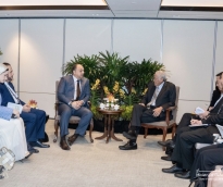 الشرق