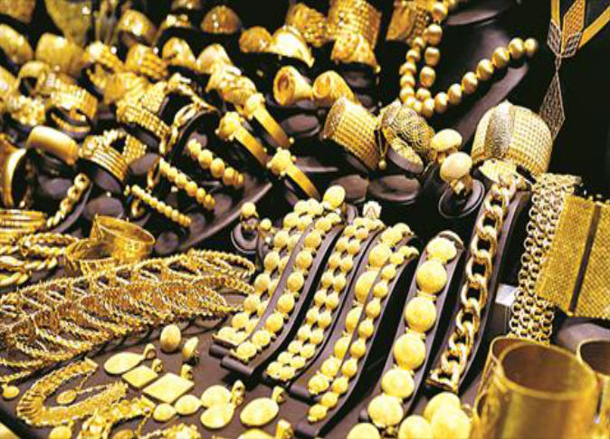 ارتفاع أسعار الذهب مع تخفيف تراجع الدولار ضغوط زيادة عوائد السندات