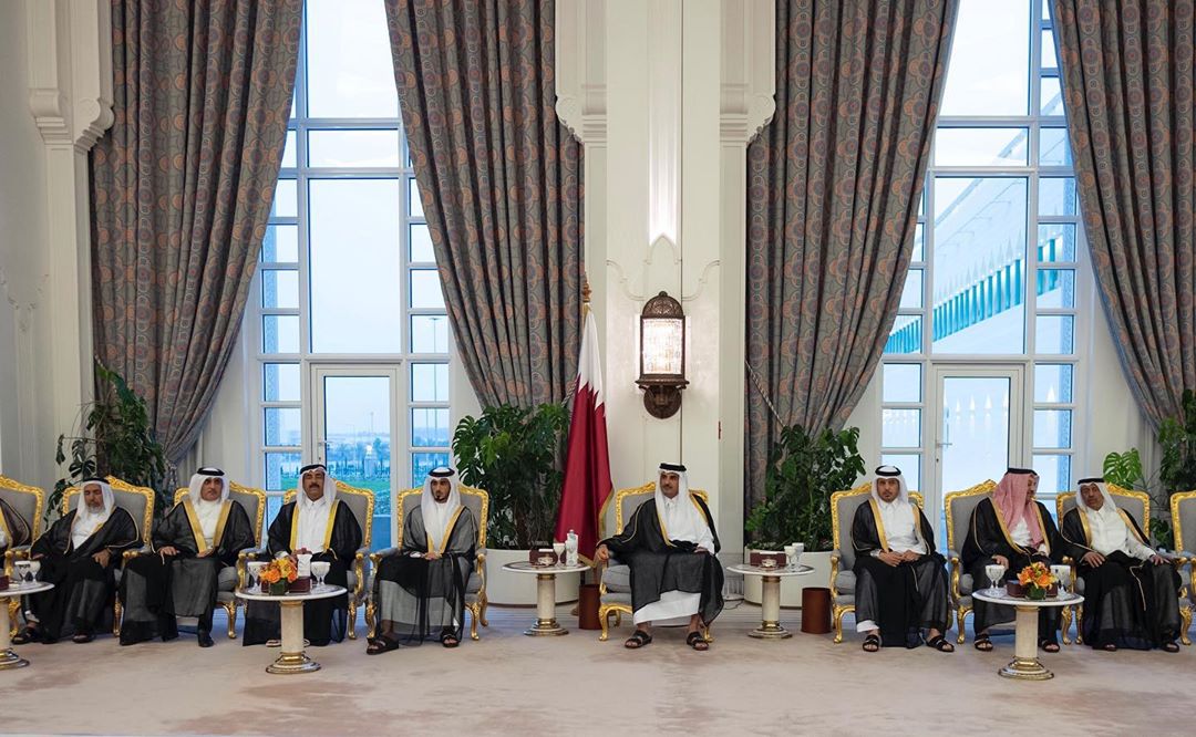 الشرق