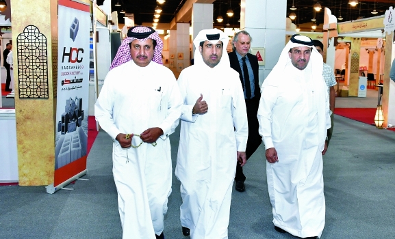 خلال جولة رئيس الغرفة في المعرض