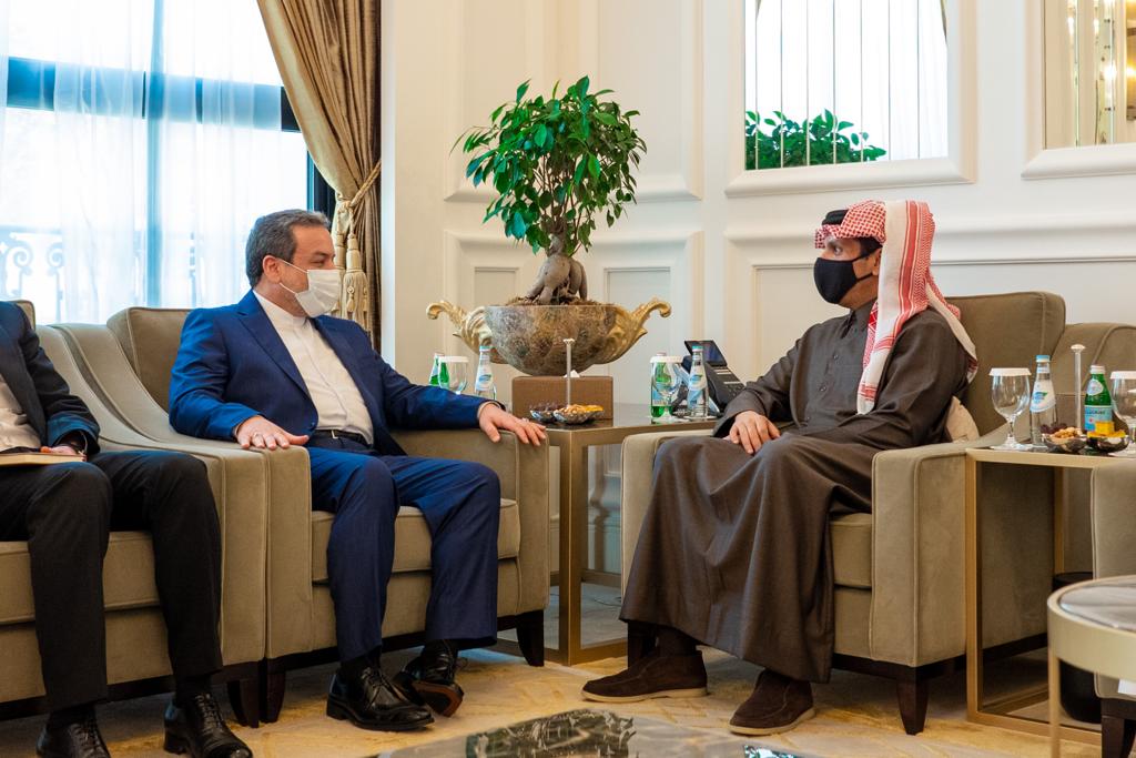 الشرق