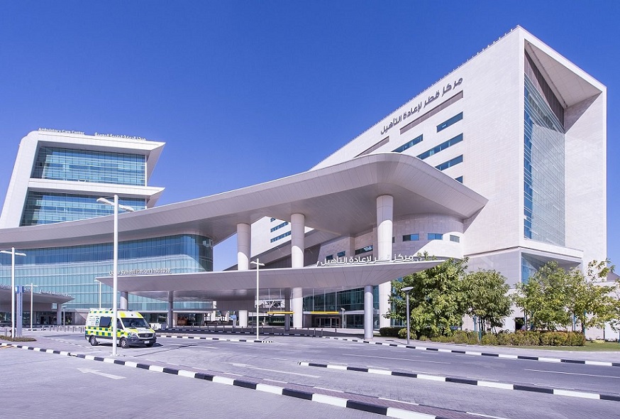 مركز قطر لإعادة التأهيل يقدم خدمات متطورة في مجالات النطق والعظام والعلاج الطبيعي