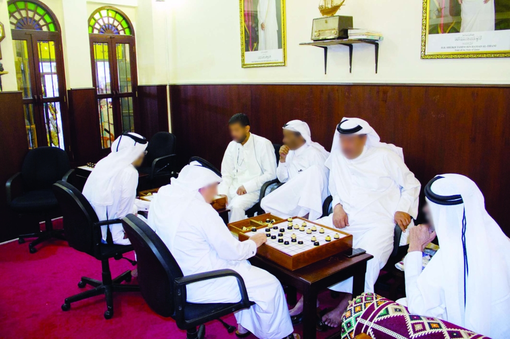 الشرق