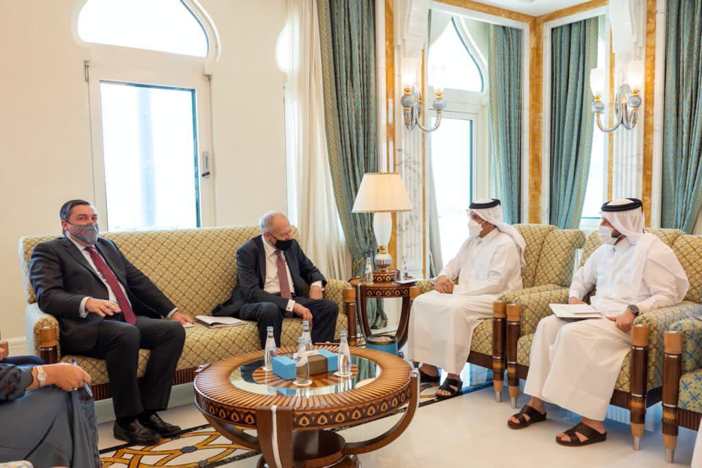 الشرق