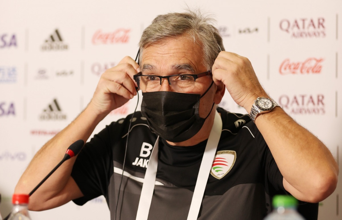 مدرب عمان: قطر نجحت في تحدي كورونا بالفقاعة الطبية ووفرت كافة عوامل النجاح