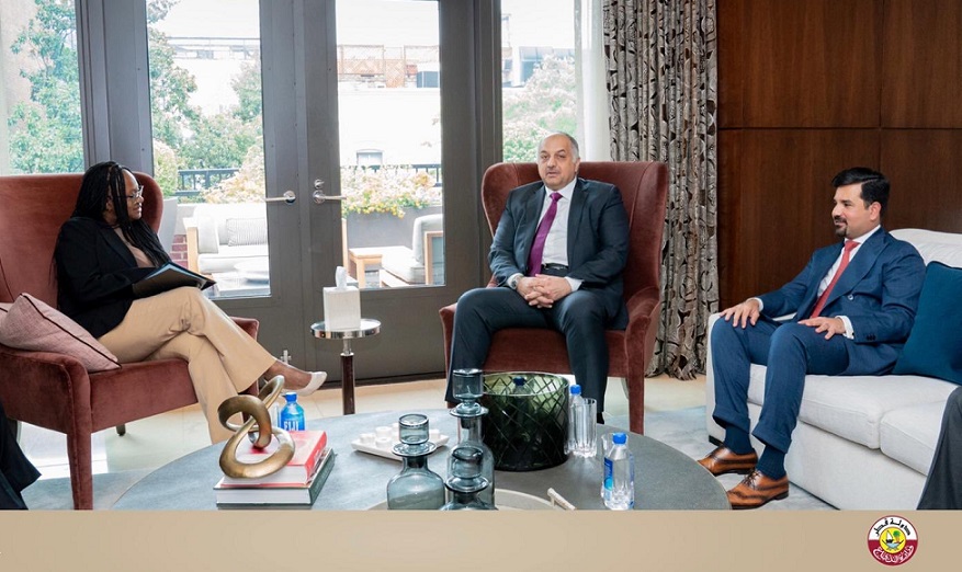 نائب رئيس مجلس الوزراء وزير الدولة لشؤون الدفاع يجتمع مع وكيل وزارة الخارجية الأمريكية