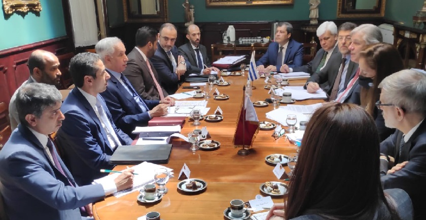 جولة مشاورات سياسية بين قطر وأوروغواي