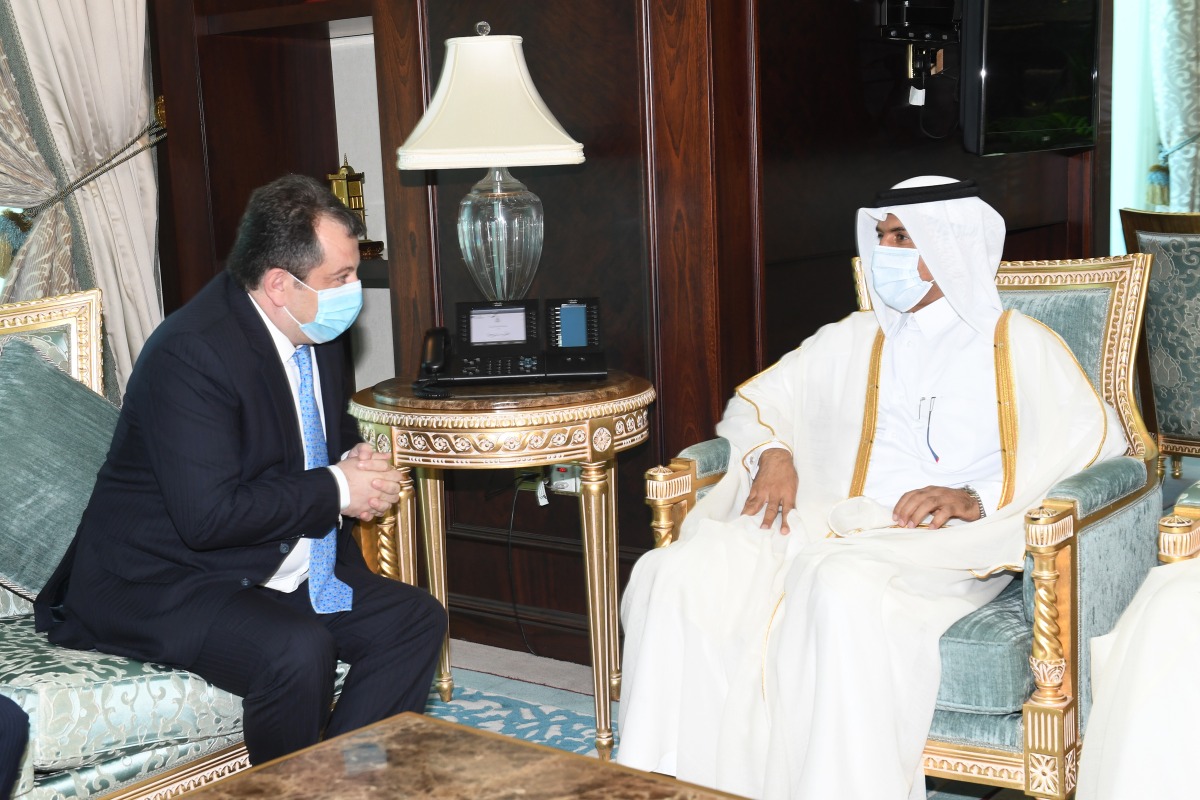 الشرق