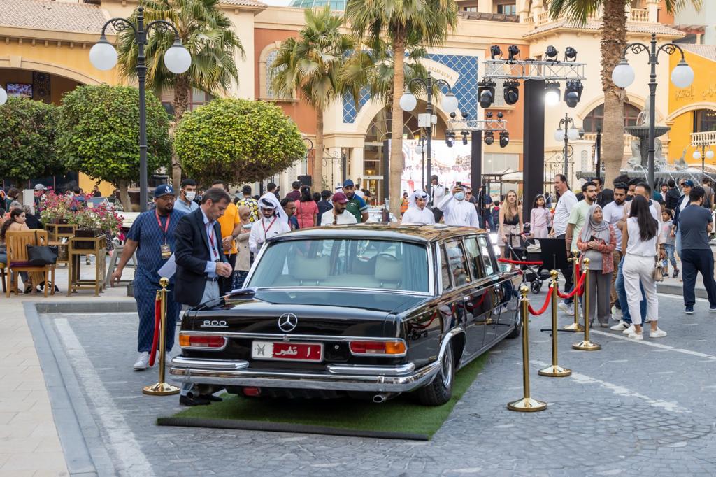 بالصور..  مرسيدس 1967 تفوز بأجمل سيارة قديمة في قطر 