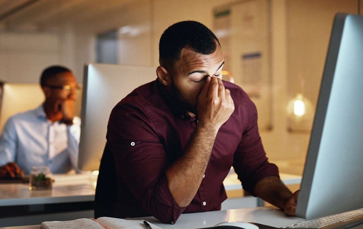 يعادل تدخين علبة سجائر يومياً.. إليك أبرز مخاطر الدوام الليلي على صحة القلب