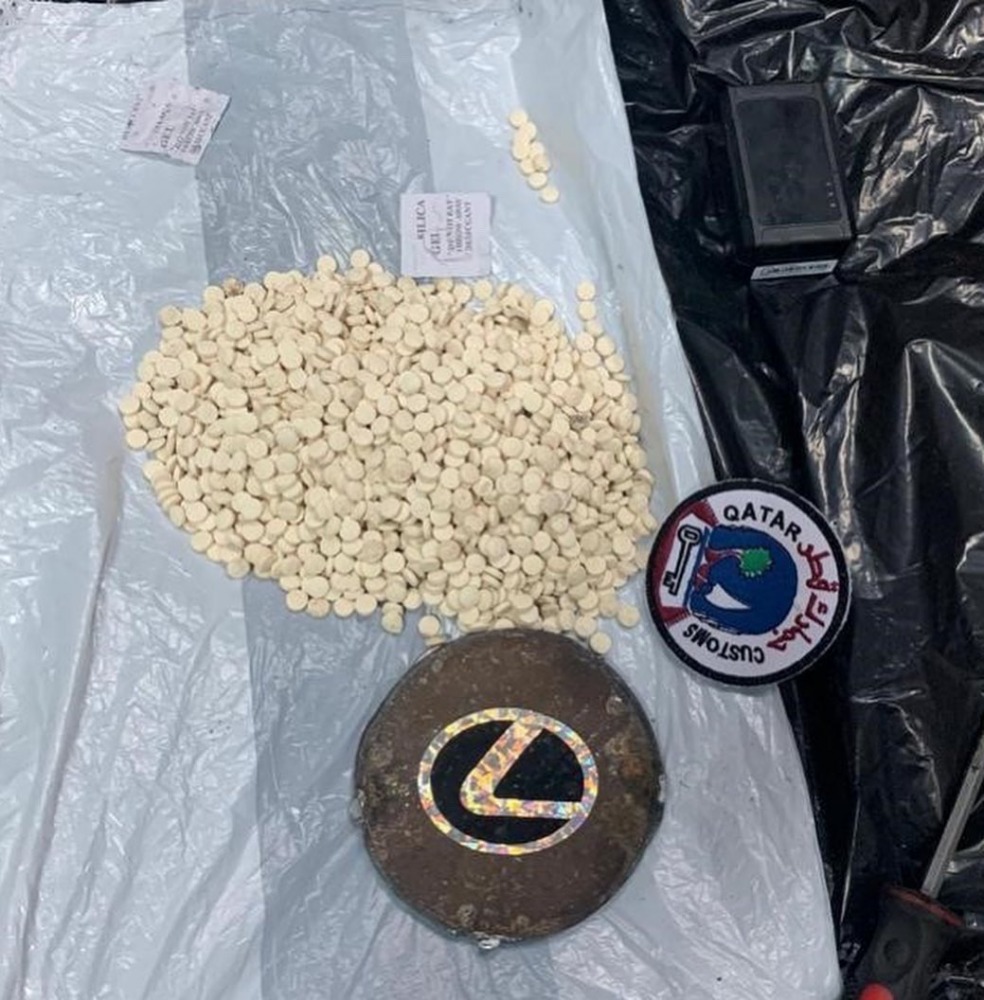 الجمارك تحبط تهريب 7330 قرصاً من الكبتاجون المخدر