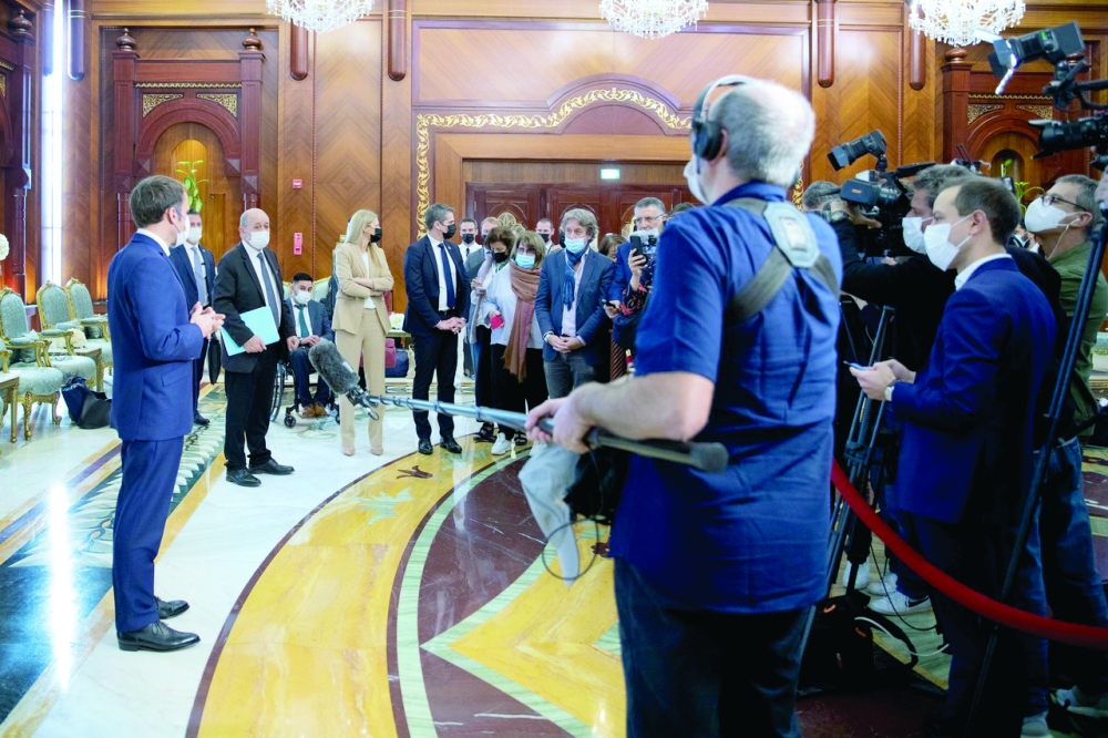 الشرق