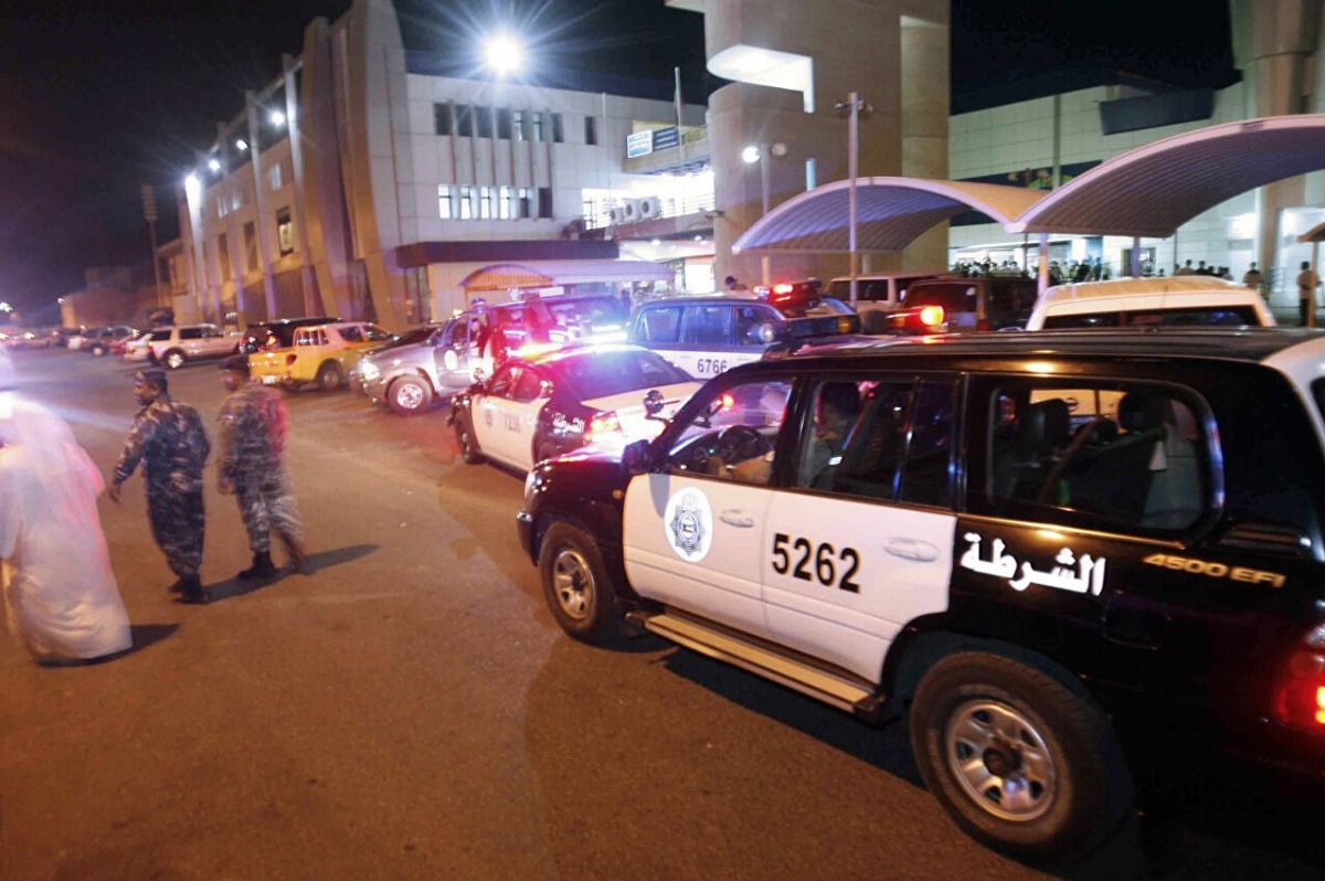 الكويت: فتح تحقيق في وفاة مواطن أثناء القبض عليه