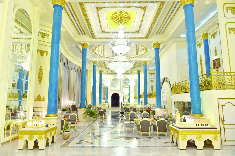 الشرق