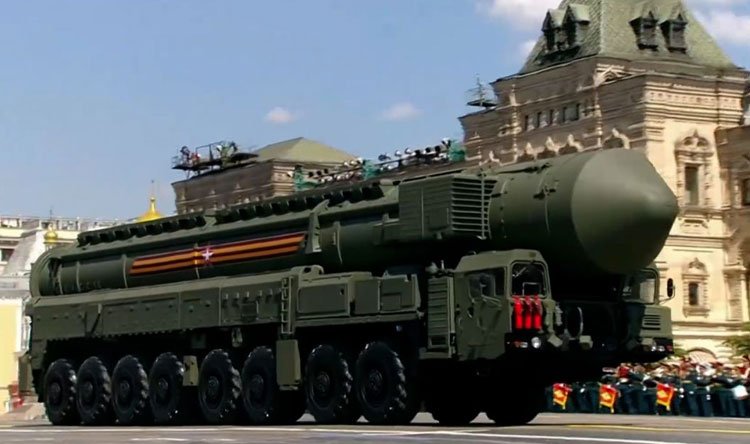 روسيا تتوعد بالرد في حال نقل حلف الناتو قوات نووية قرب حدودها