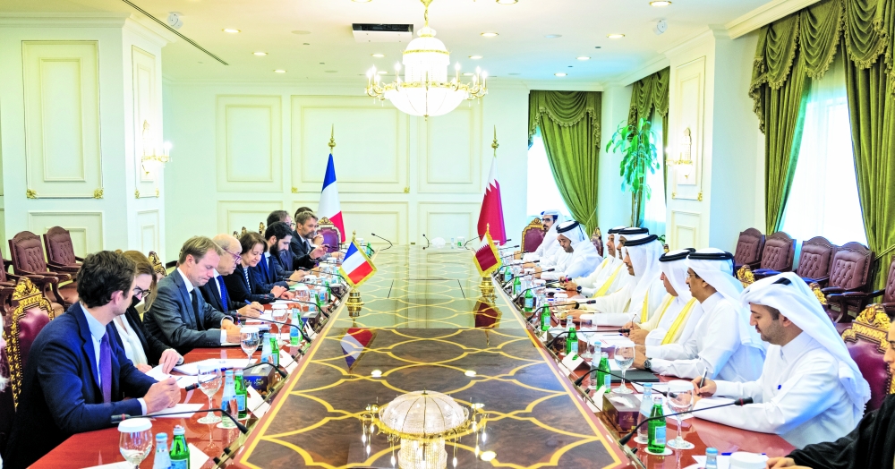 الشرق