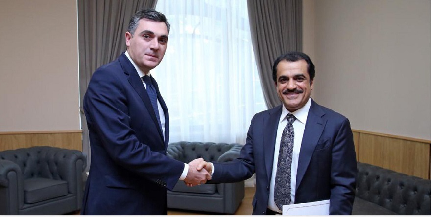 وزير خارجية جورجيا يجتمع مع سفير قطر