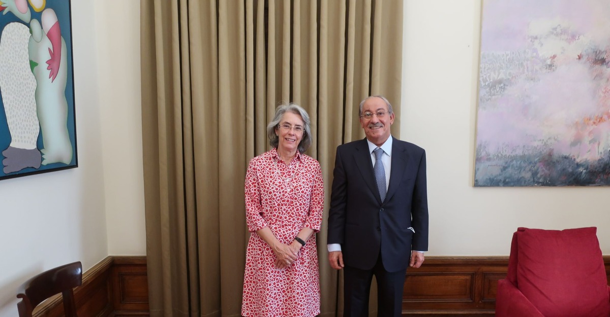 صاحب السمو يبعث رسالة خطية إلى رئيس البرتغال