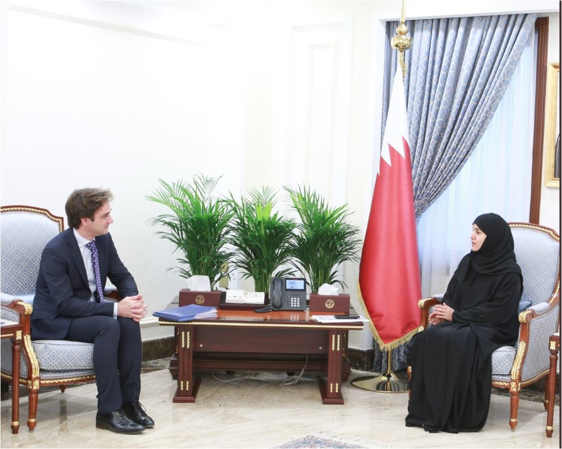 الشرق