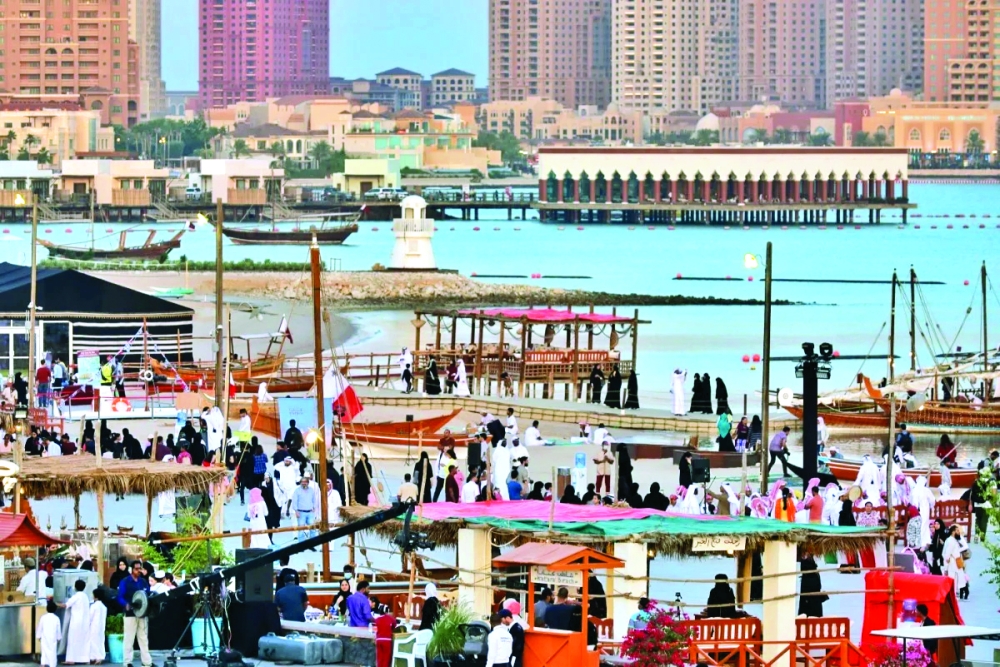 الشرق