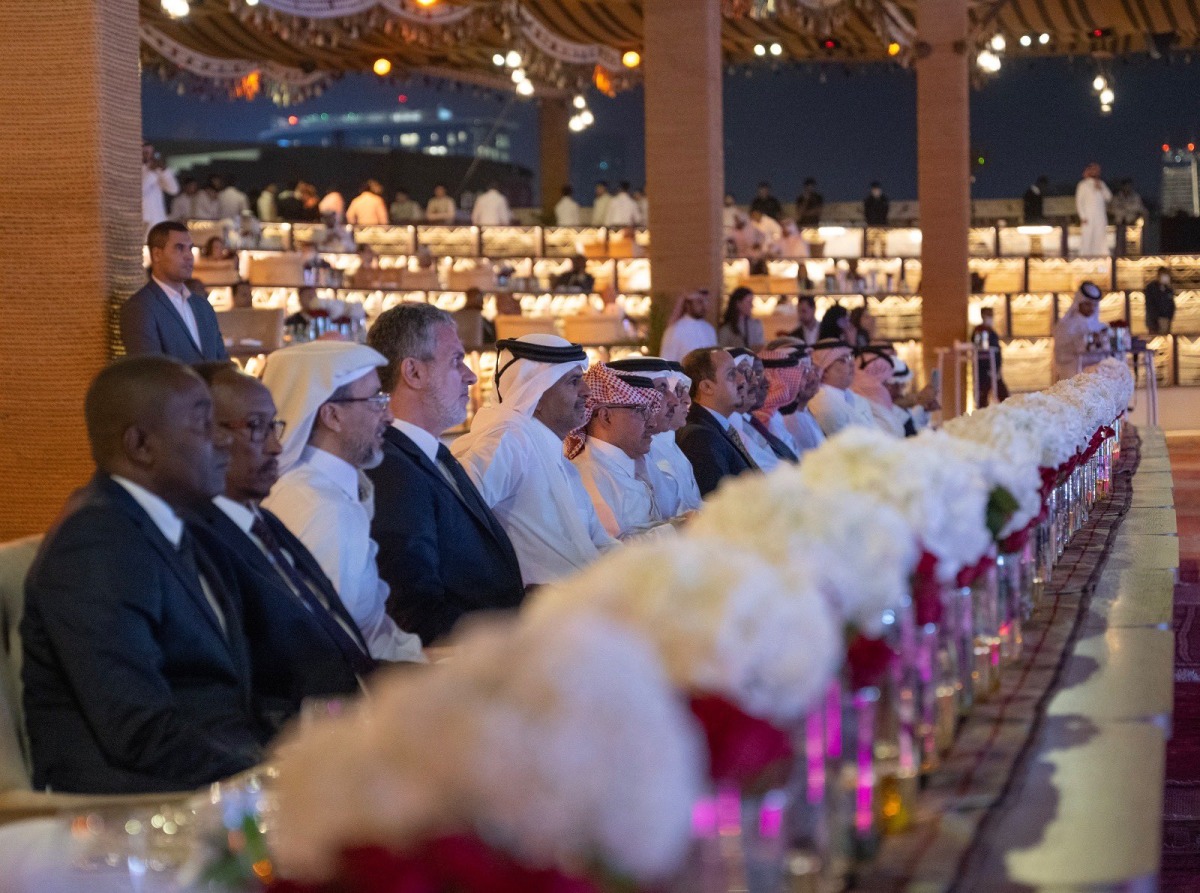 الشرق