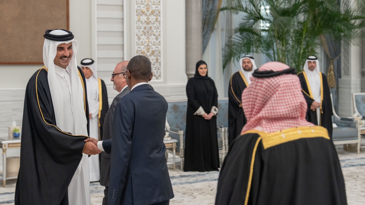 الشرق