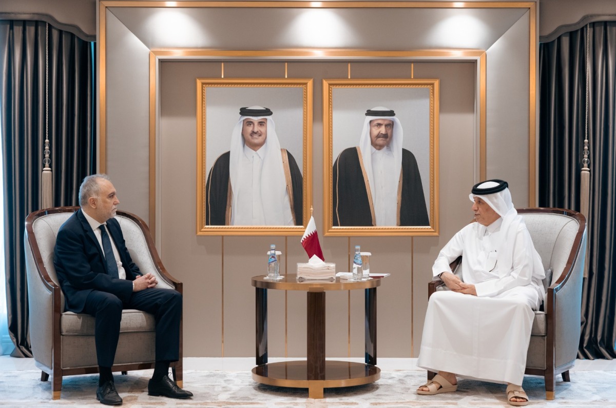 الشرق
