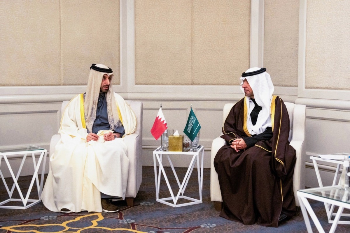 الشرق