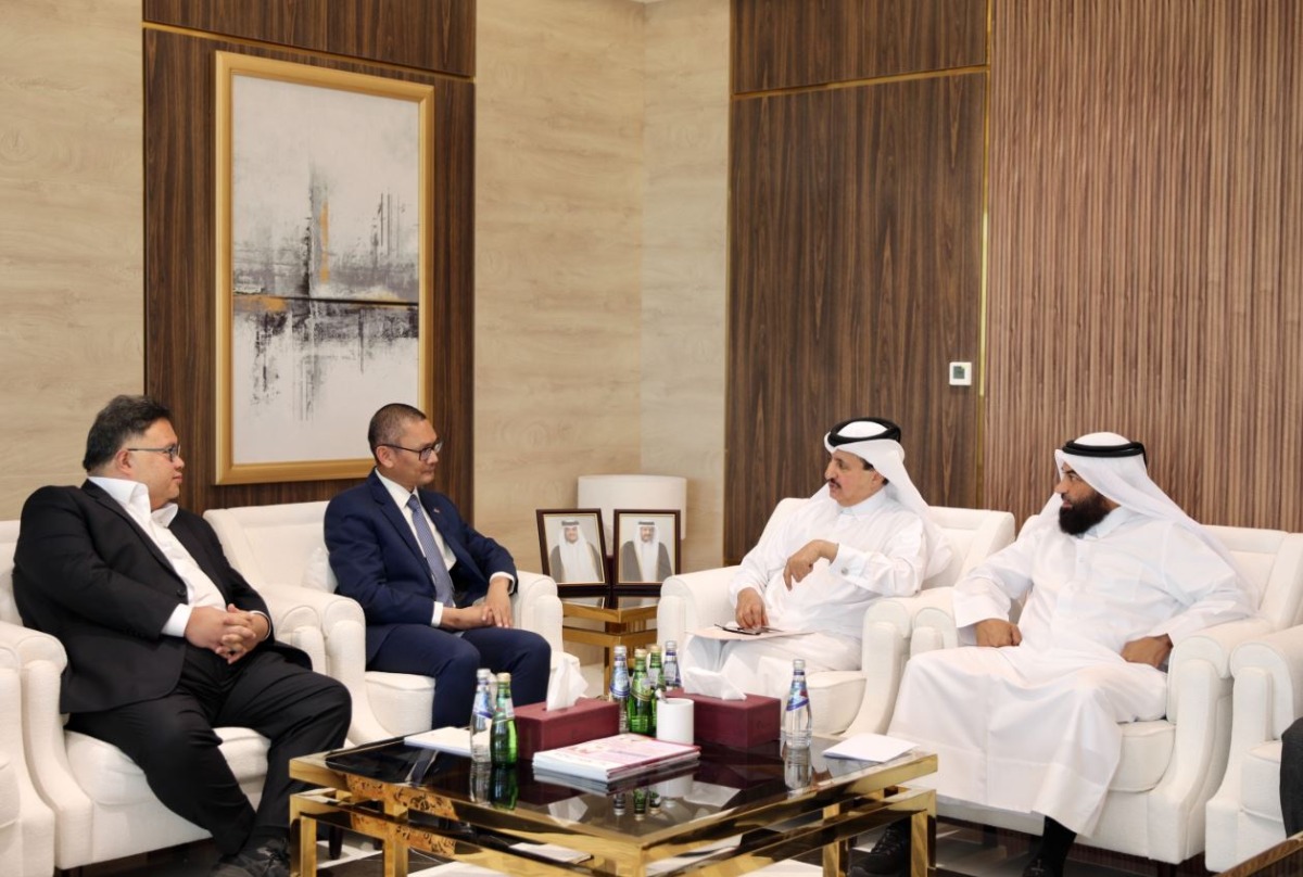 الشرق