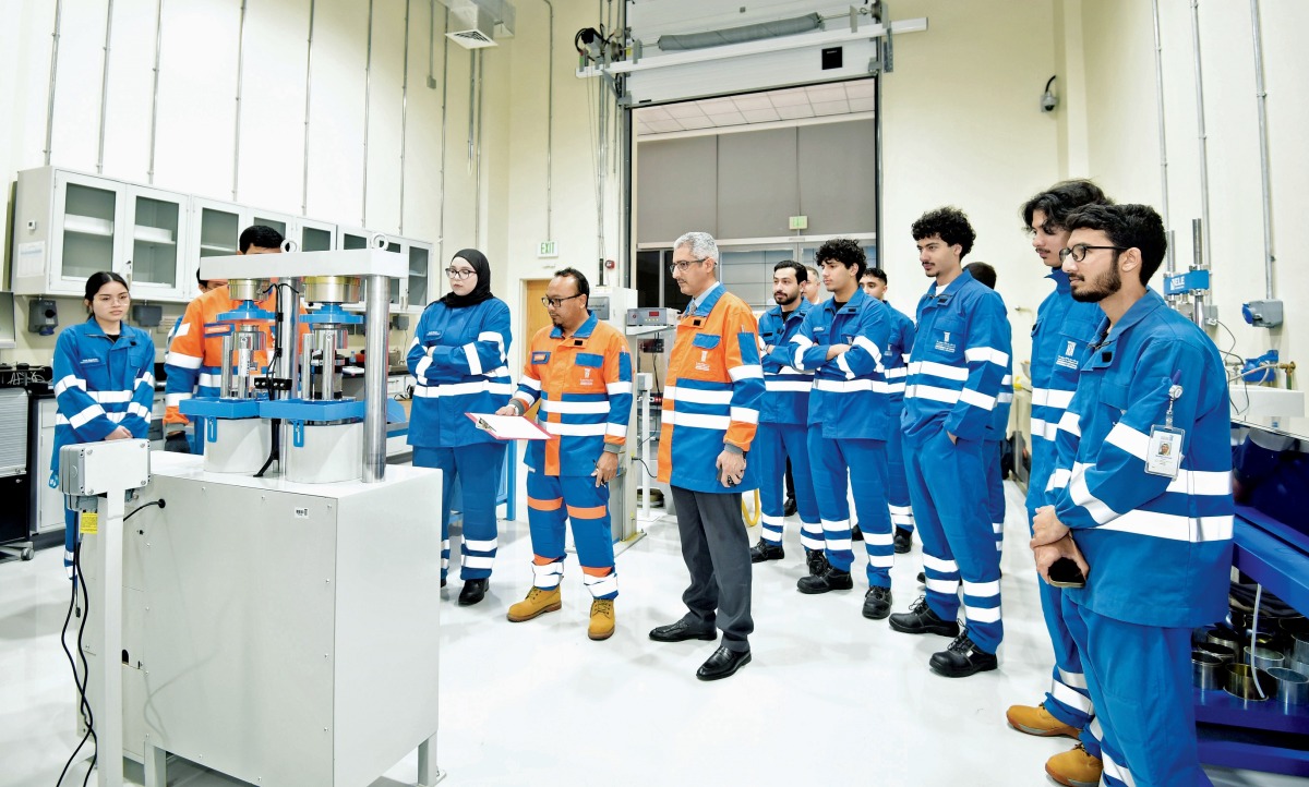 جامعة الدوحة تعزز جاهزية طلابها لسوق العمل