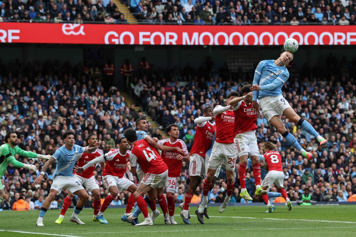 مانشستر سيتي يحسم قمة الدوري الإنجليزي أمام أرسنال بثنائية