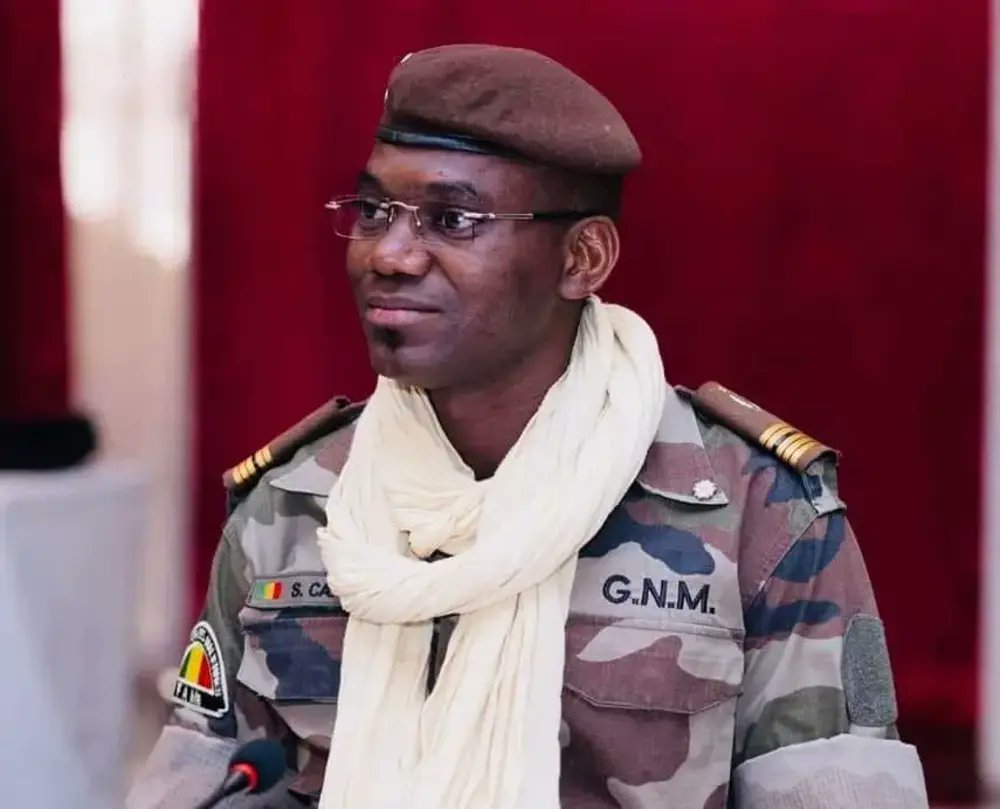 مقتل وزير الدفاع المالي في هجوم على منزله قرب العاصمة