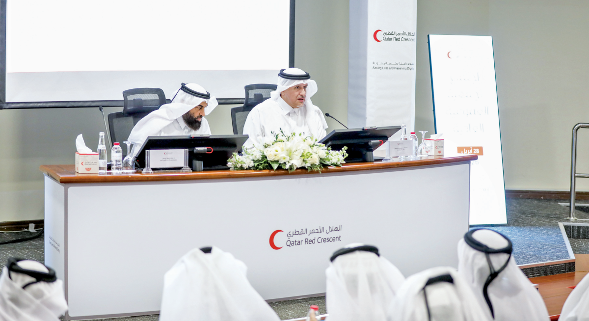 يوسف الخاطر: جذب الكفاءات الوطنية للوظائف القيادية بالعمل الإنساني