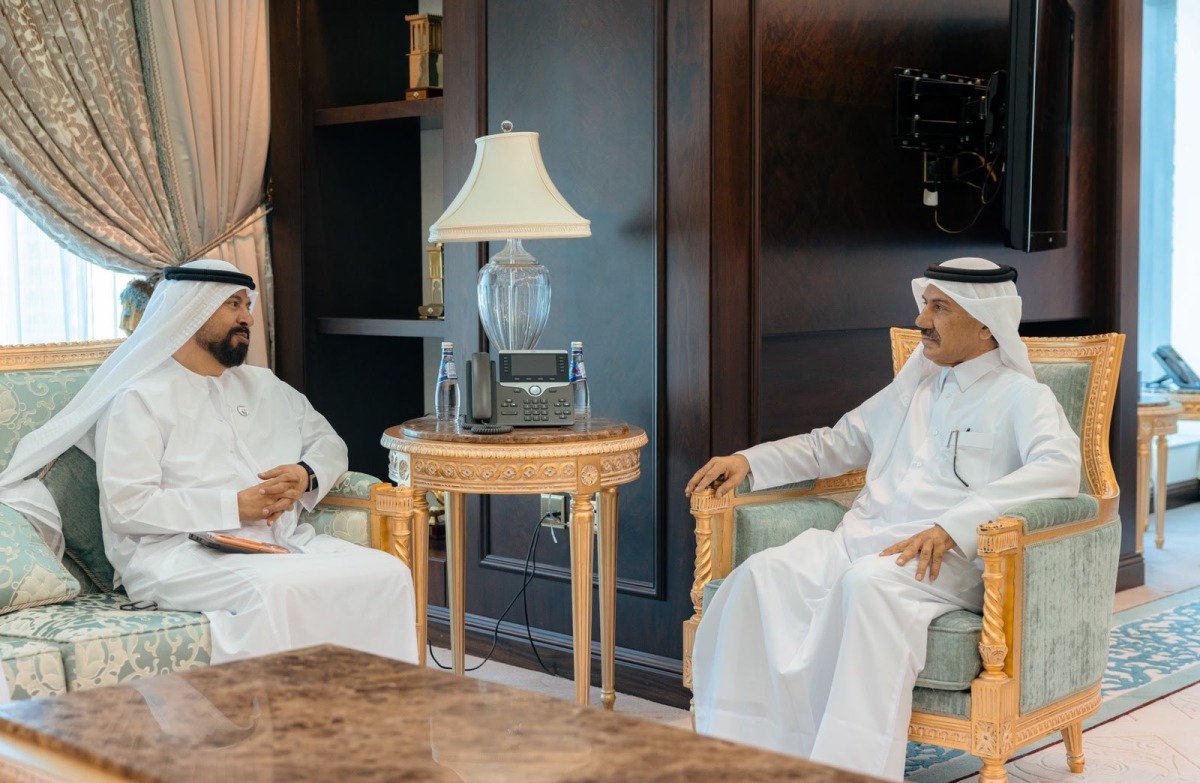 الأمين العام لوزارة الخارجية يجتمع مع السفير الإماراتي