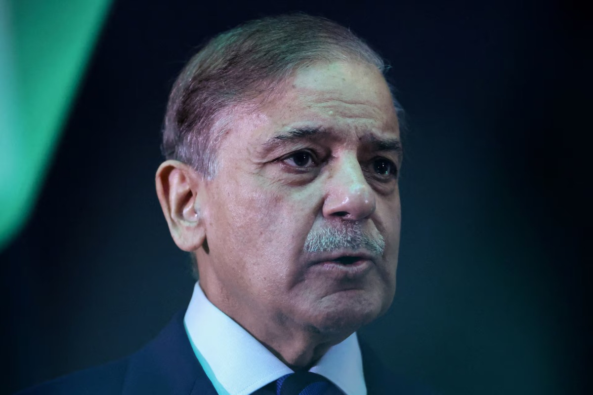  رئيس وزراء باكستان يرجح توقيع اتفاق بين الولايات المتحدة وإيران خلال 24 ساعة