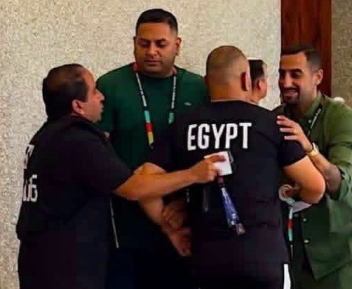 بسبب صورة.. شاهد| مشاجرة في فندق منتخب مصر بين إبراهيم حسن والأمن الأمريكي