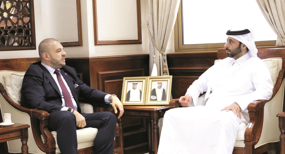 الشرق