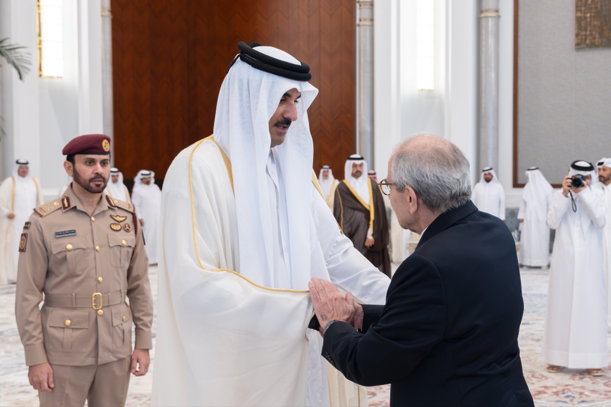 الشرق