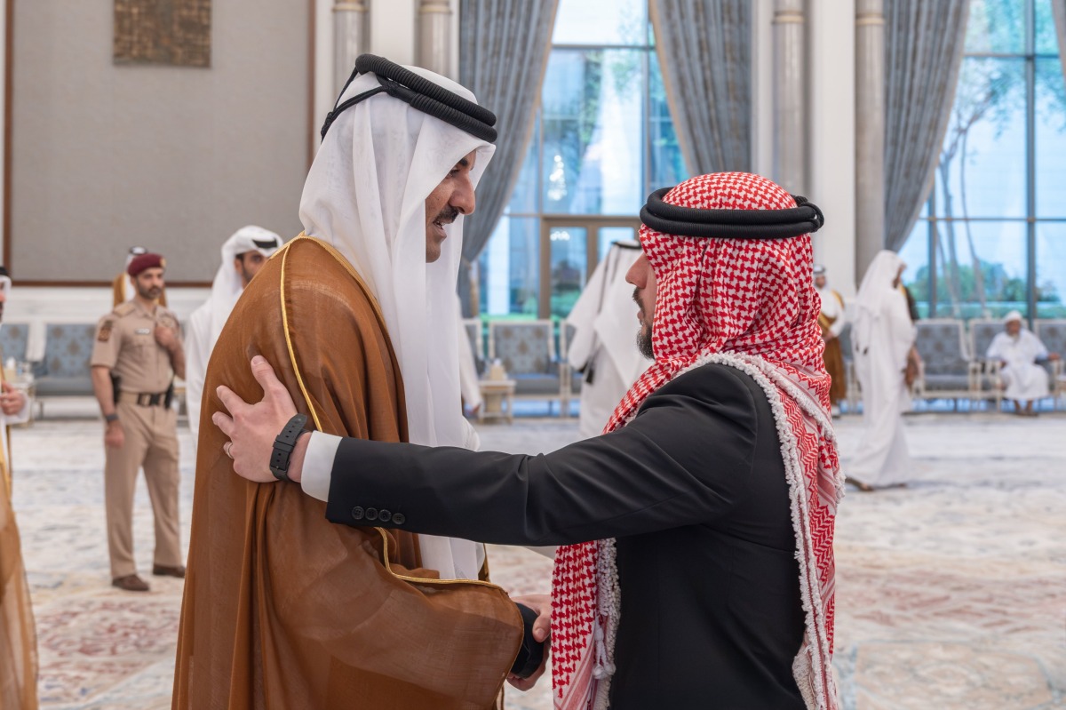 الشرق