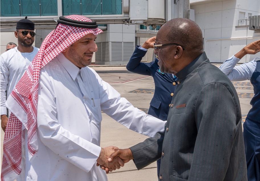 ‫ رئيس البرلمان الغاني يصل الدوحة لتقديم العزاء في فقيد الوطن الكبير