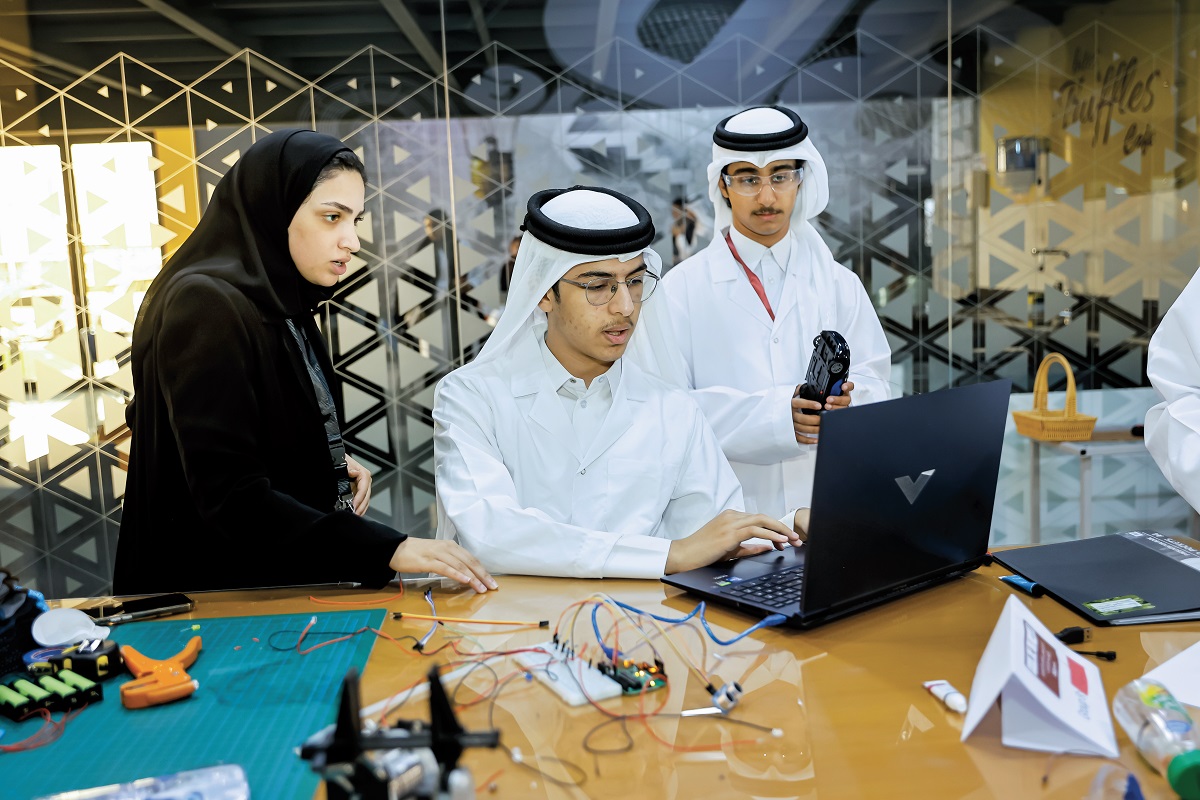 النادي العلمي يفتح أبواب الابتكار أمام الشباب 2026 - عدالة - iustitia. Bg محليات النادي العلمي يفتح أبواب الابتكار أمام الشباب 2026 20260720 1784516069 981 محليات iustitia. Bg انطلقت أمس فعاليات النسخة الثانية من البرنامج الصيفي للعلوم والتكنولوجيا والهندسة والرياضيات (stem 2026)، الذي ينظمه... النادي العلمي يفتح أبواب الابتكار أمام الشباب 2026 2026-07-20 07:14:49 عدالة - iustitia. Bg محليات