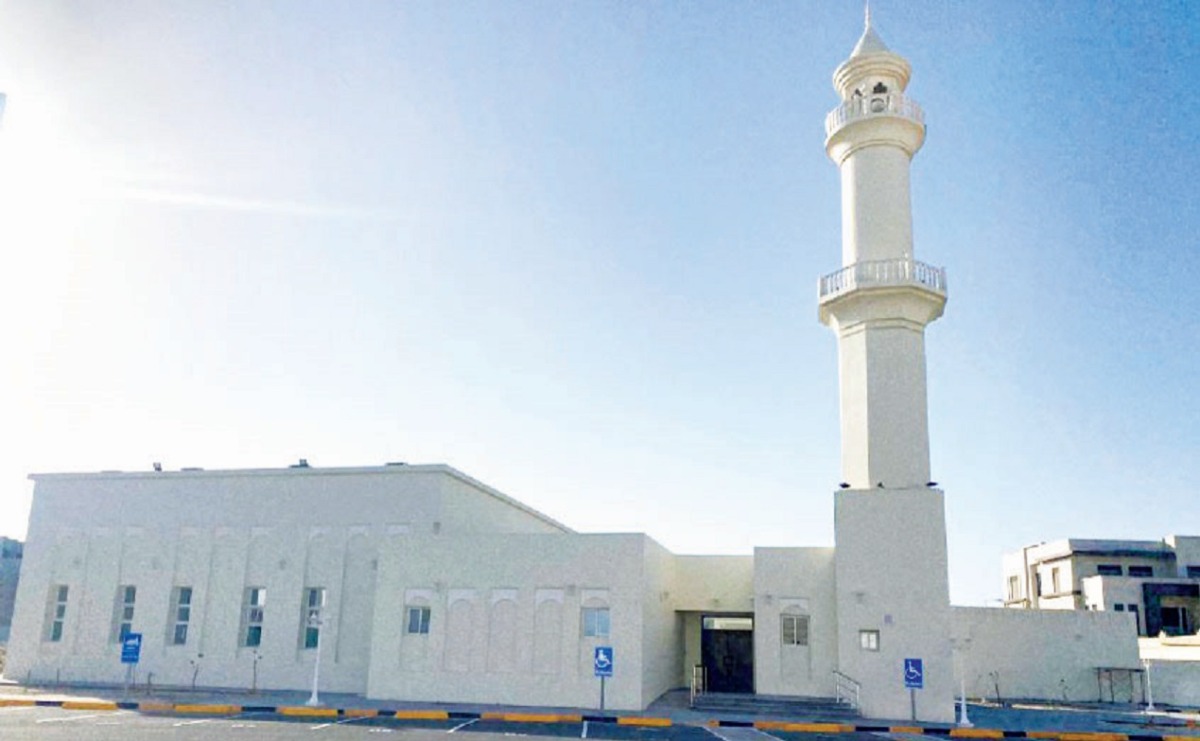 افتتاح مسجد حمد عيسى المهندي بالذخيرة