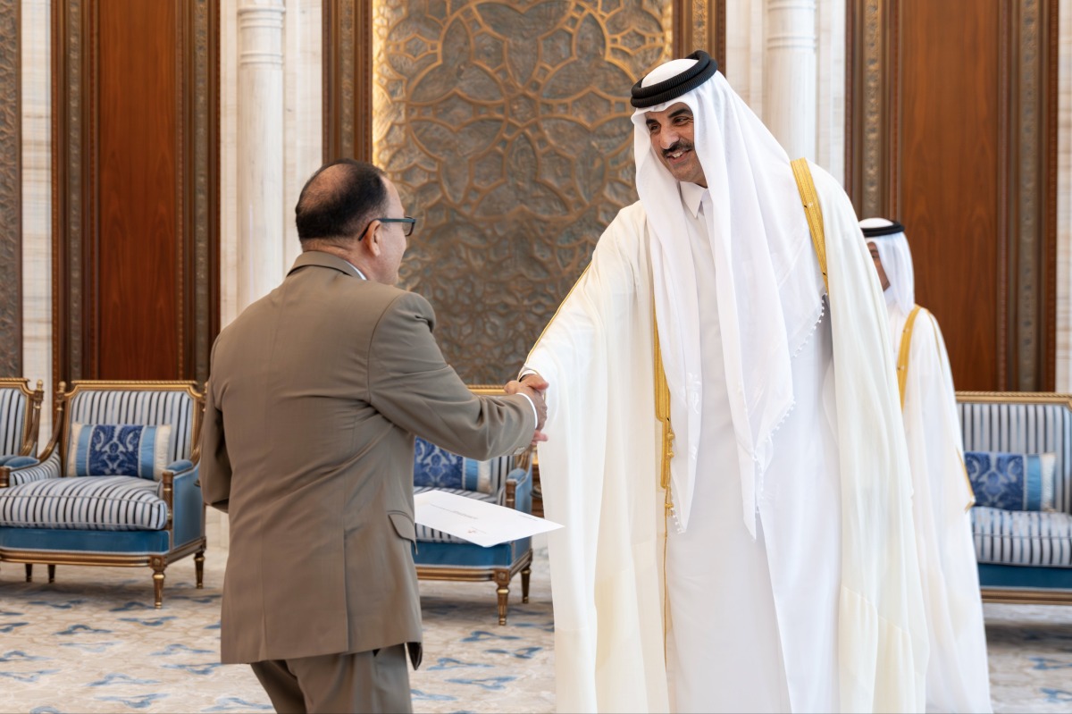 الشرق