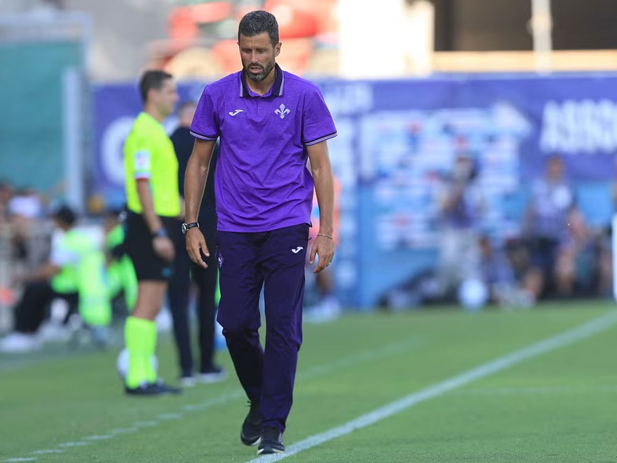 ‫  الدوري الإيطالي.. فيورنتينا يقيل مدربه غروسو لسوء النتائج