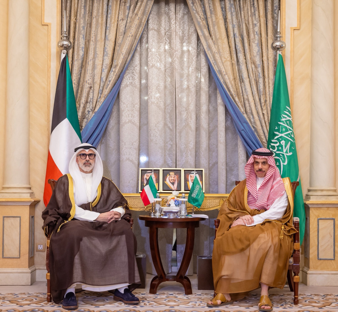 وزيرا الخارجية السعودي والكويتي يبحثان الأوضاع في المنطقة وجهود خفض التصعيد 20261028 1793200620 905 الرئيسية